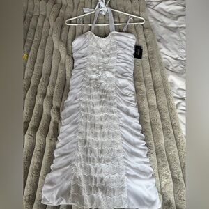 Very Sexy Guess White Halter/ Strapless Dress Size 6.
